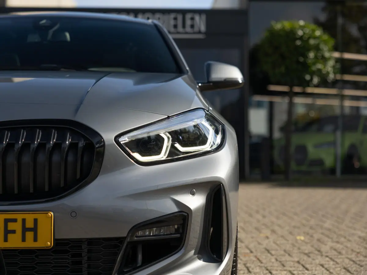 118i High Ex. M-Sport|Pano|Adapt.Cr.|Carplay