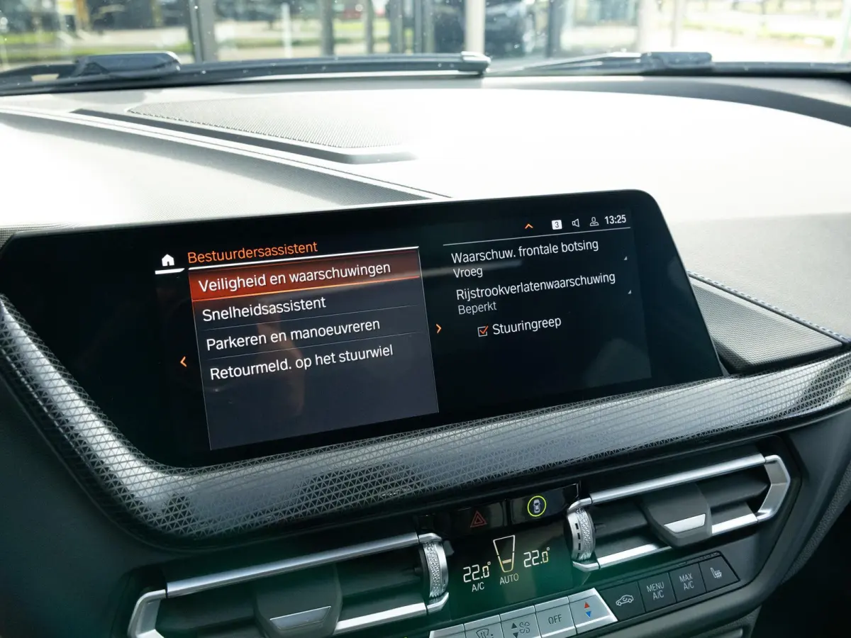 118i High Ex. M-Sport|Pano|Adapt.Cr.|Carplay