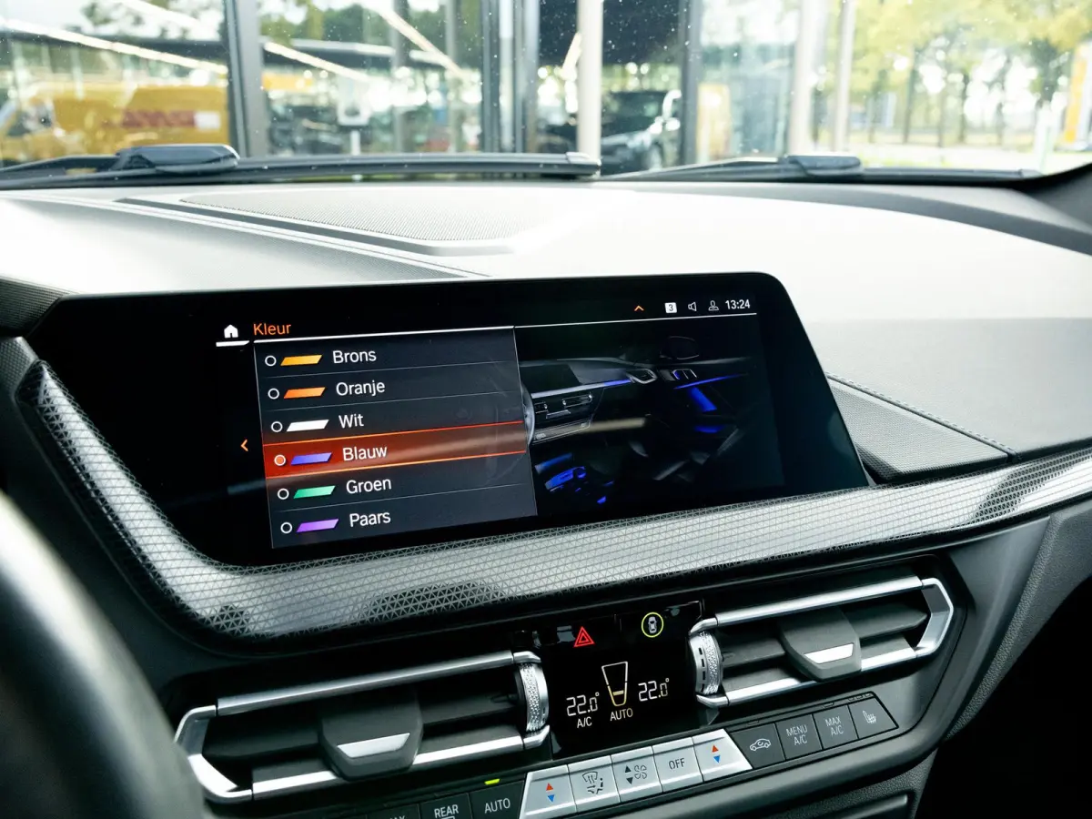 118i High Ex. M-Sport|Pano|Adapt.Cr.|Carplay