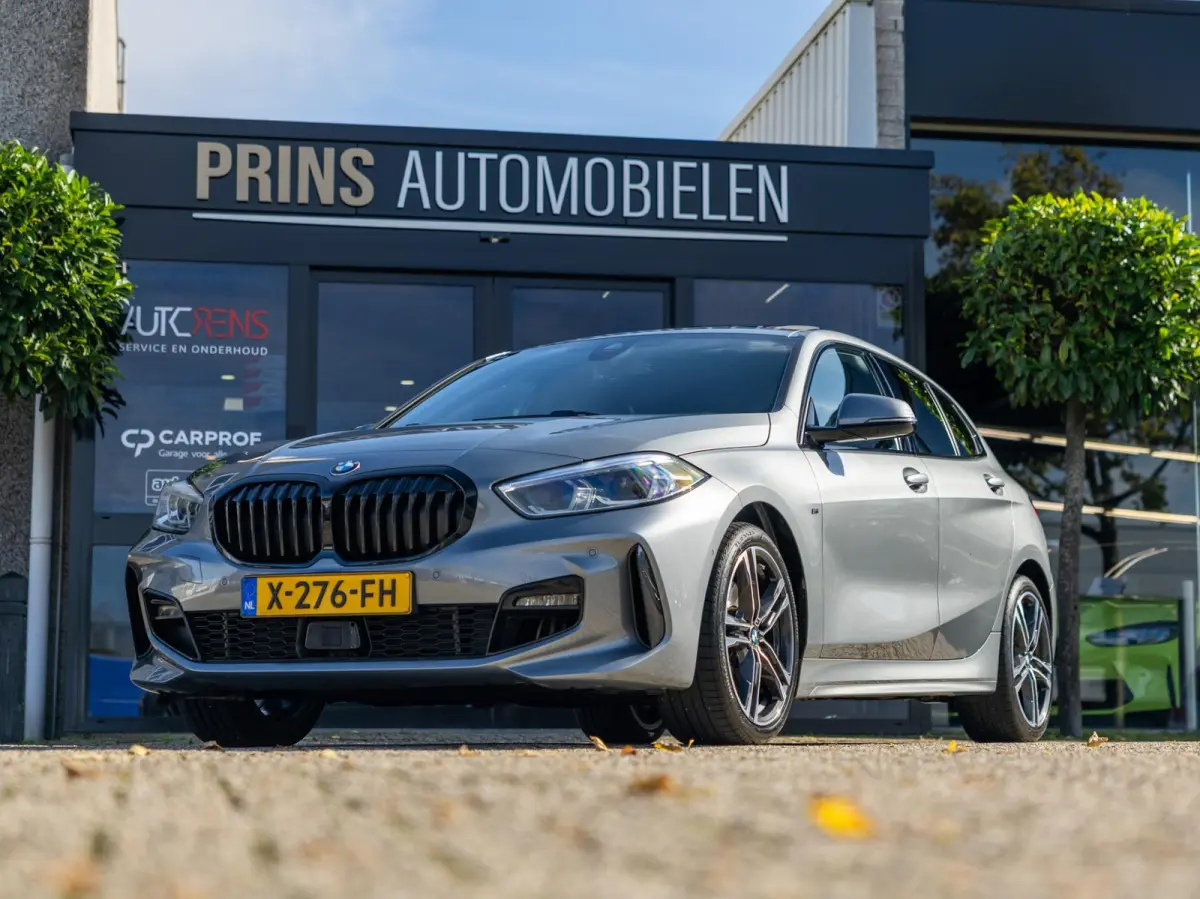 118i High Ex. M-Sport|Pano|Adapt.Cr.|Carplay