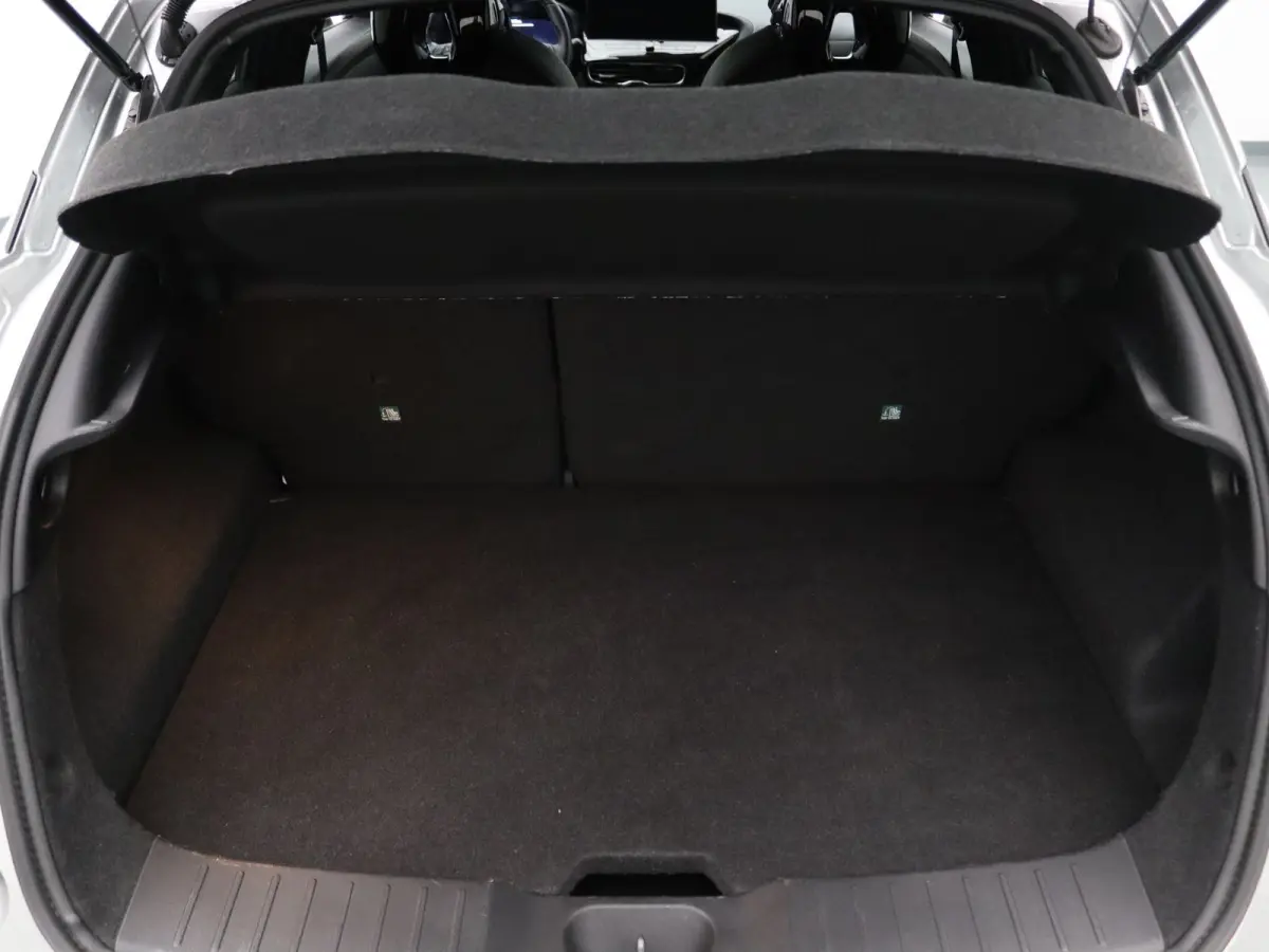 143pk Hybrid Tekna Apple Carplay/Android Auto | Climate