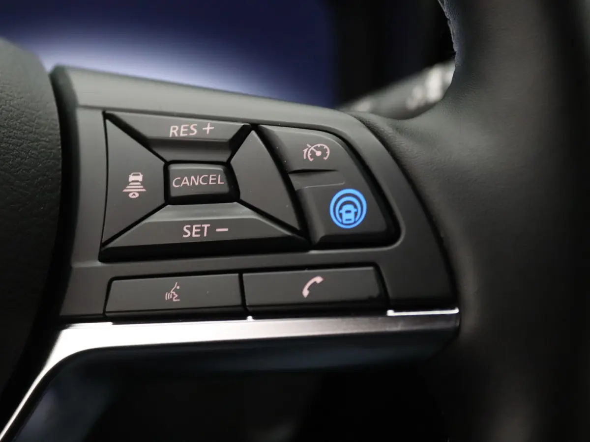 143pk Hybrid Tekna Apple Carplay/Android Auto | Climate