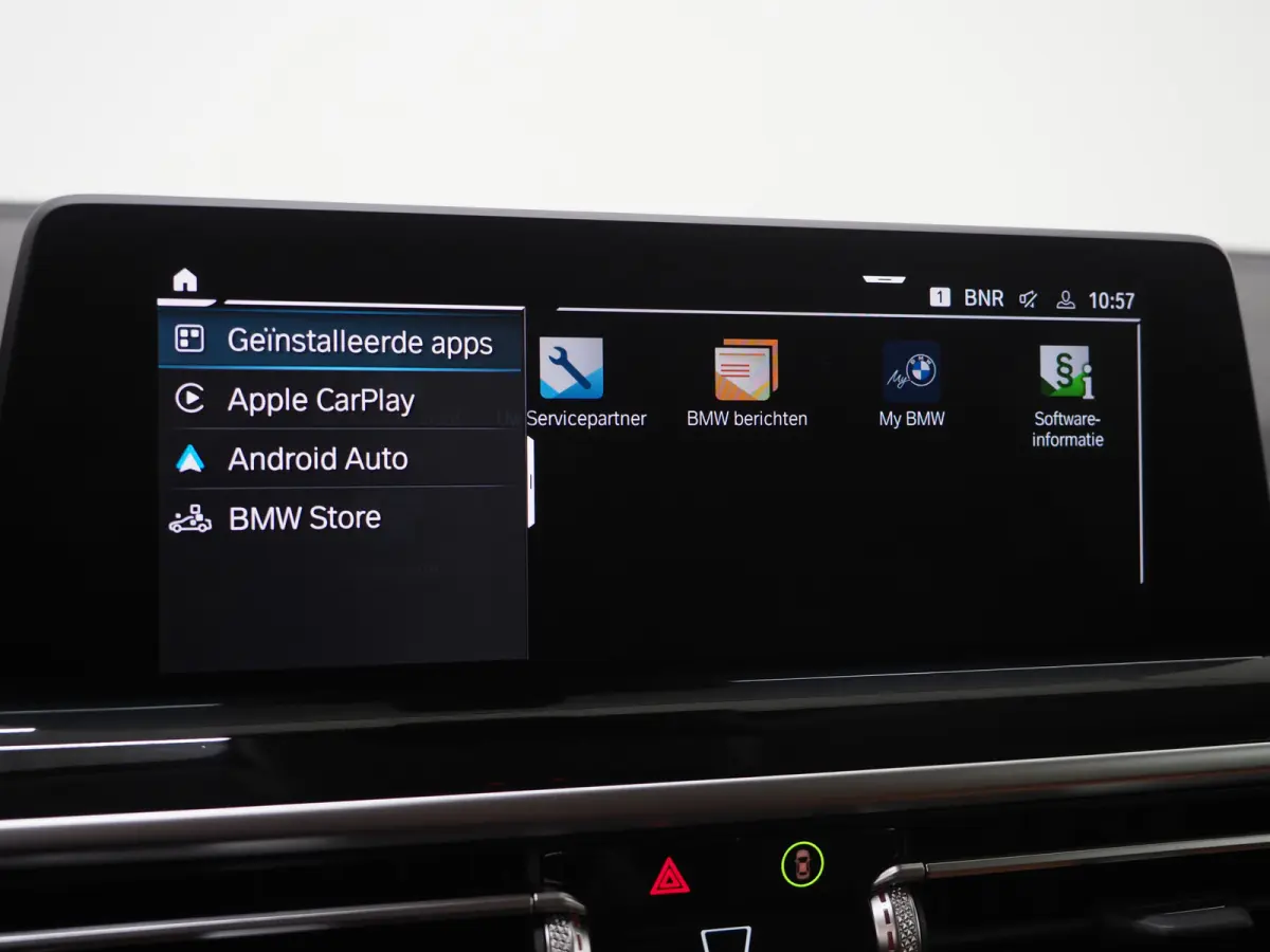 xDrive30e | Leder | Sportstoelen | Camera | Cruise | Climate | LED | Carplay