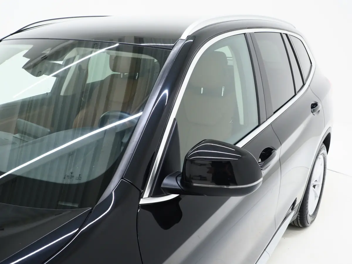 xDrive30e | Leder | Sportstoelen | Camera | Cruise | Climate | LED | Carplay