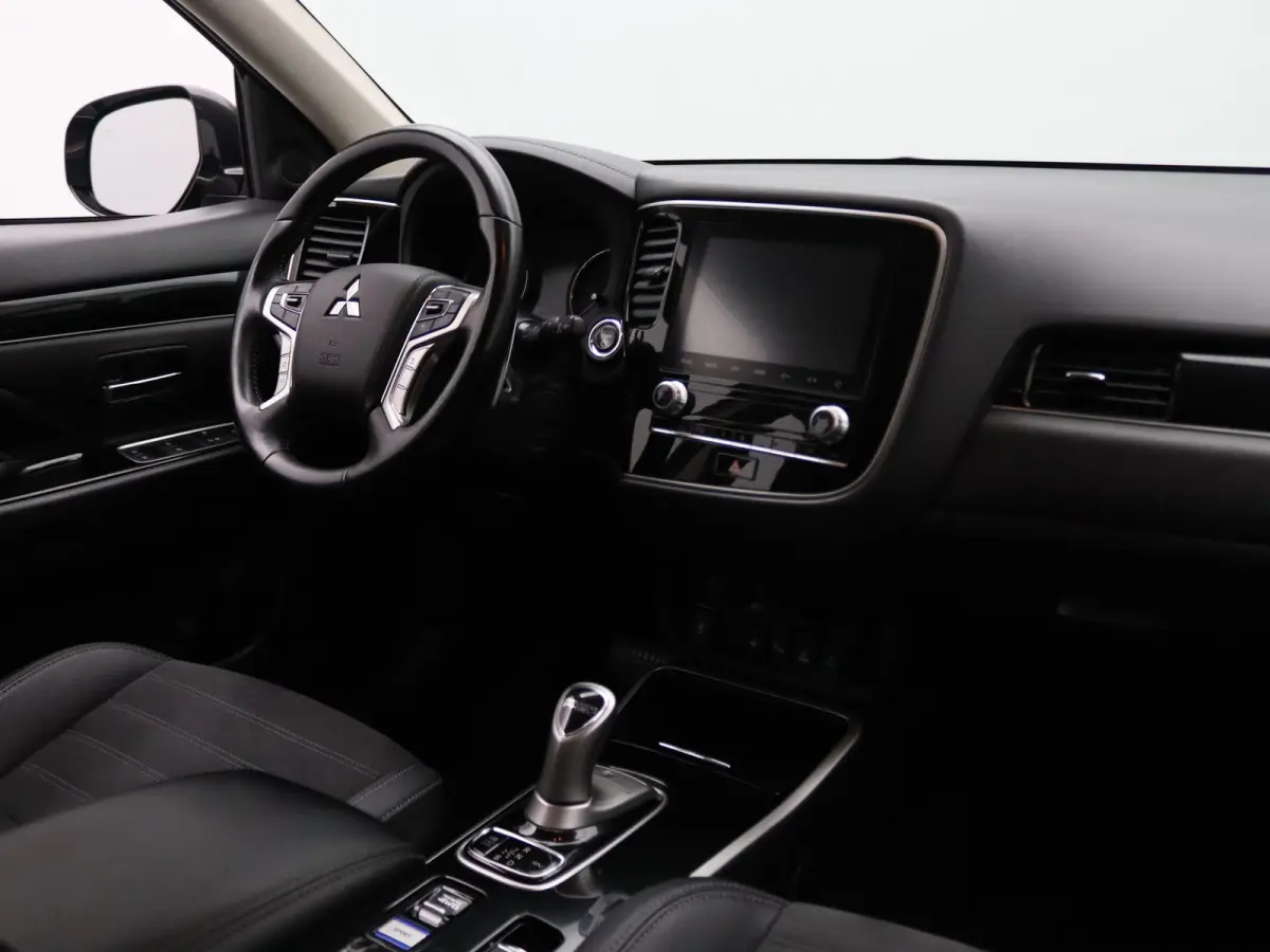 224pk PHEV Intense+ Apple Carplay/Android Auto | Climate