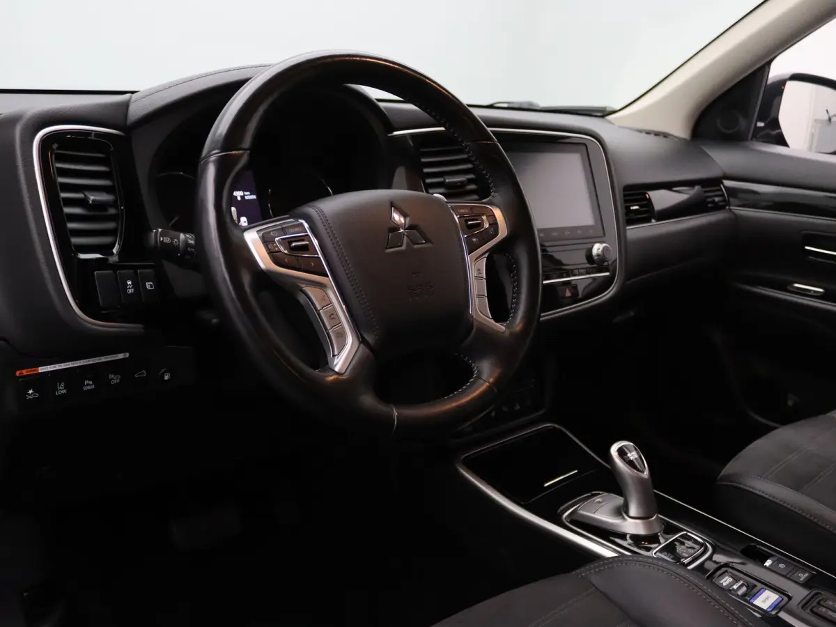 224pk PHEV Intense+ Apple Carplay/Android Auto | Climate