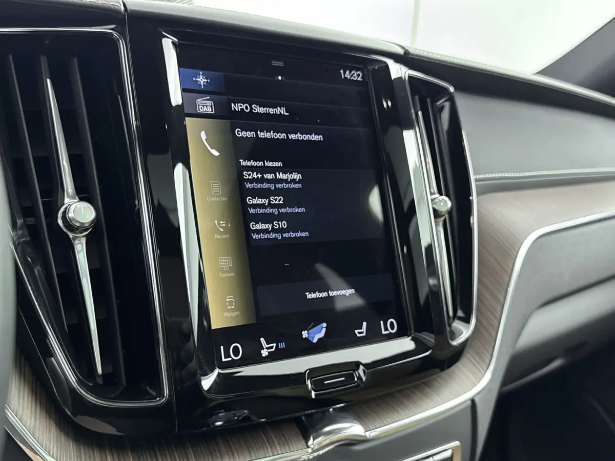 2.0 B5 AWD Inscription | Luchtvering | Bowers & Wilkins | BLIS | PDC+360 Camera | Stoelmassage / Ventilatie | 1e Eigenaar |
