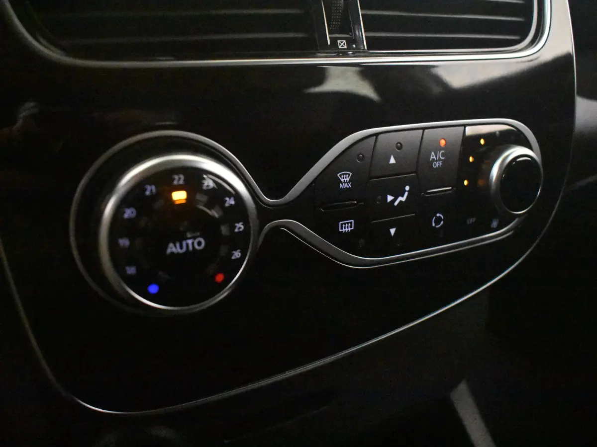 0.9 TCe Intens | Dealer onderhouden | Unieke km stand! l Climate contr | Cruise contr | Navigatie | Keyless | DAB | LED | 16"LMV