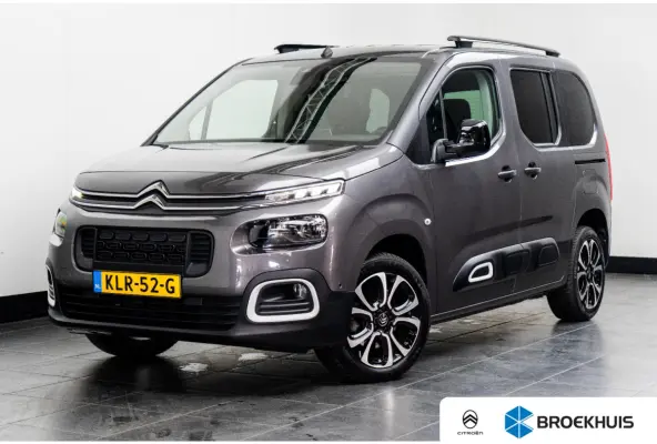 1.2 PureTech Shine Trekhaak! | Carplay | Stoelverwarming | Navigatie | Zeer Compleet! | Bluetooth | Clima | Cruise | Airco (automatisch) | Apple Carplay/Android Auto|telefoonintegratie premi