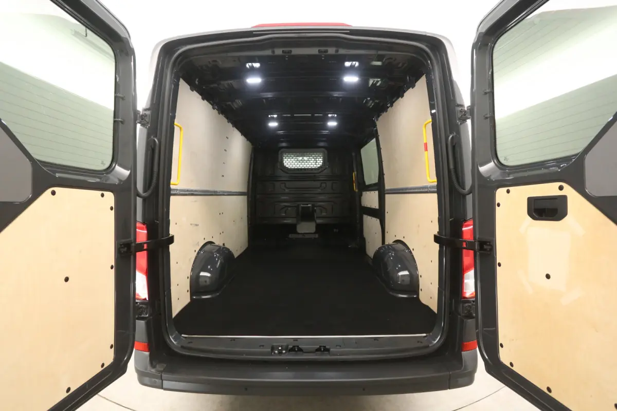 2.0 TDI 140PK L3H2 | Airco | Parkeersensoren | Schuifdeur