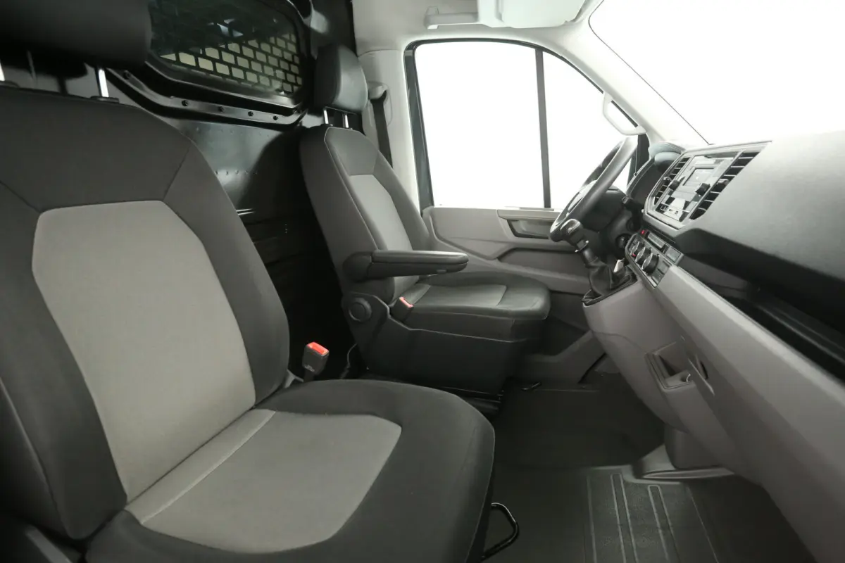 2.0 TDI 140PK L3H2 | Airco | Parkeersensoren | Schuifdeur