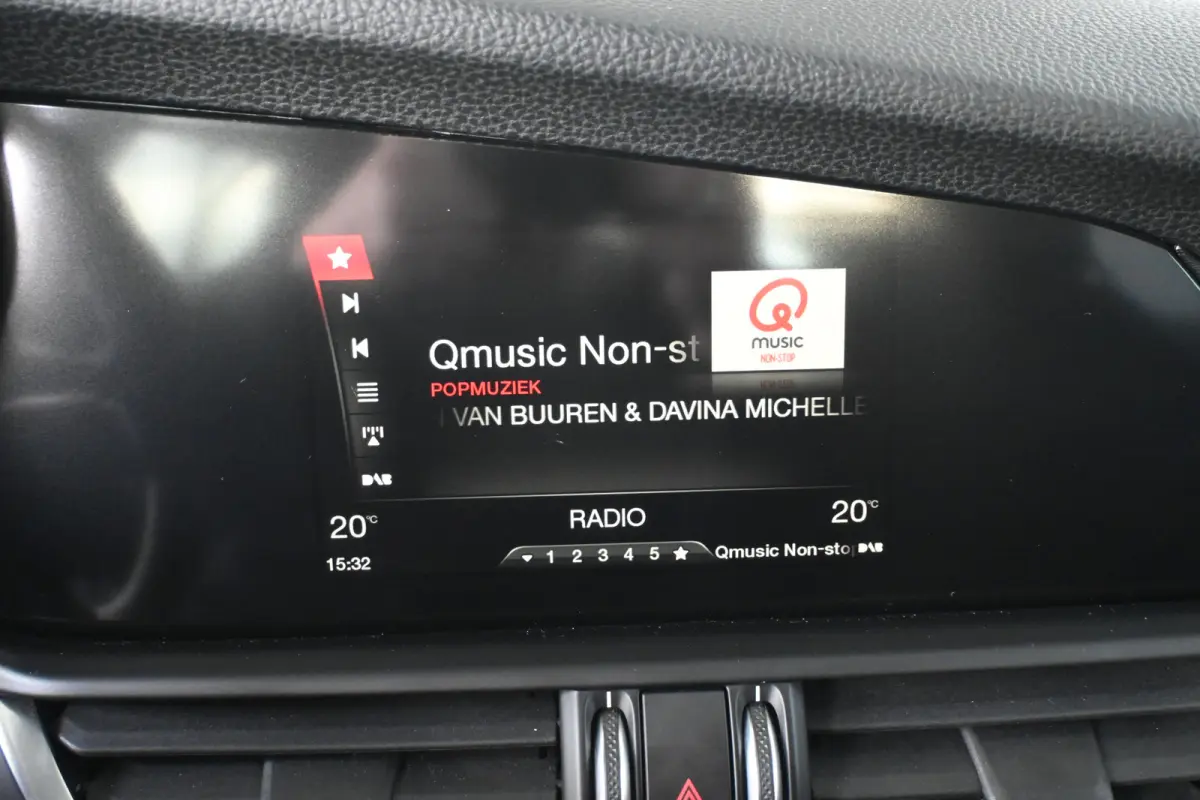 2.0T Automaat Super Clima Cruise control Navigatie Trekhaak PDC 100% Onderhouden Inruil mogelijk