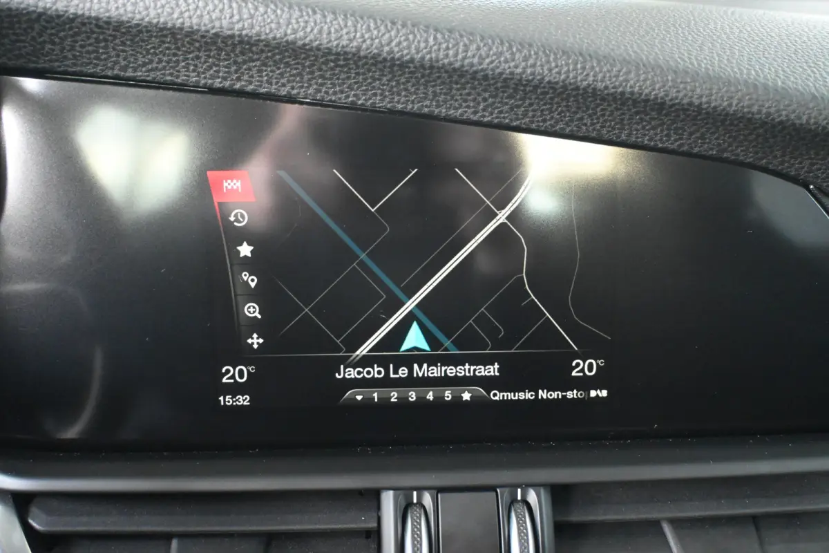 2.0T Automaat Super Clima Cruise control Navigatie Trekhaak PDC 100% Onderhouden Inruil mogelijk