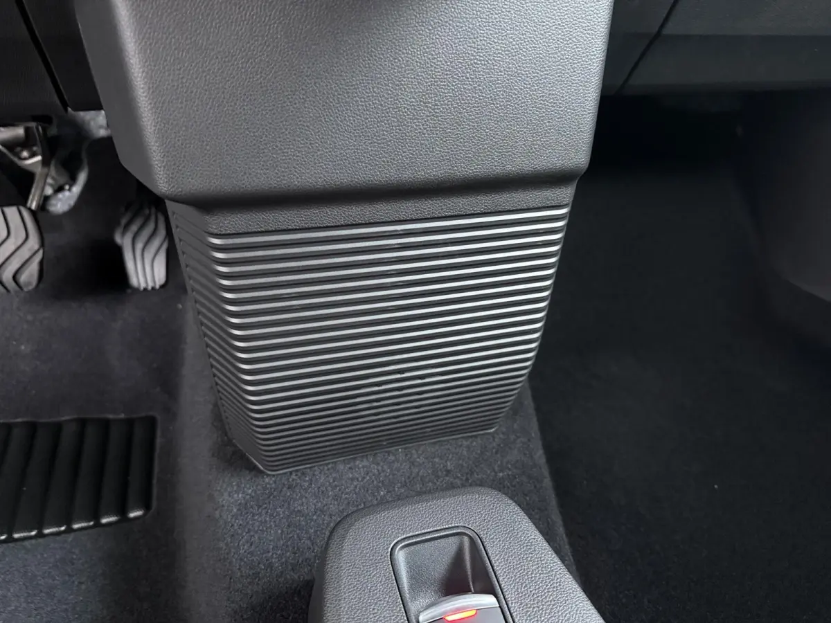 ENGAGE 40 kWh €5.620 Voorraadkorting! 317Km WLTP | 11kW AC lader | Warmtepomp | 80kW DC Snelladen | 8 jaar of 160.000 Batterijgarantie!
