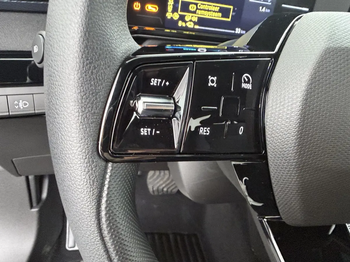 ENGAGE 40 kWh €5.620 Voorraadkorting! 317Km WLTP | 11kW AC lader | Warmtepomp | 80kW DC Snelladen | 8 jaar of 160.000 Batterijgarantie!