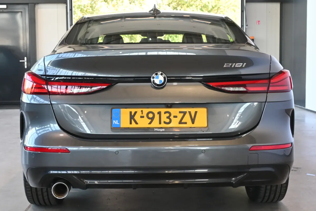 218i Automaat High Executive Clima Cruise control Navigatie LED Sportstoelen 100% Onderhouden Inruil mogelijk