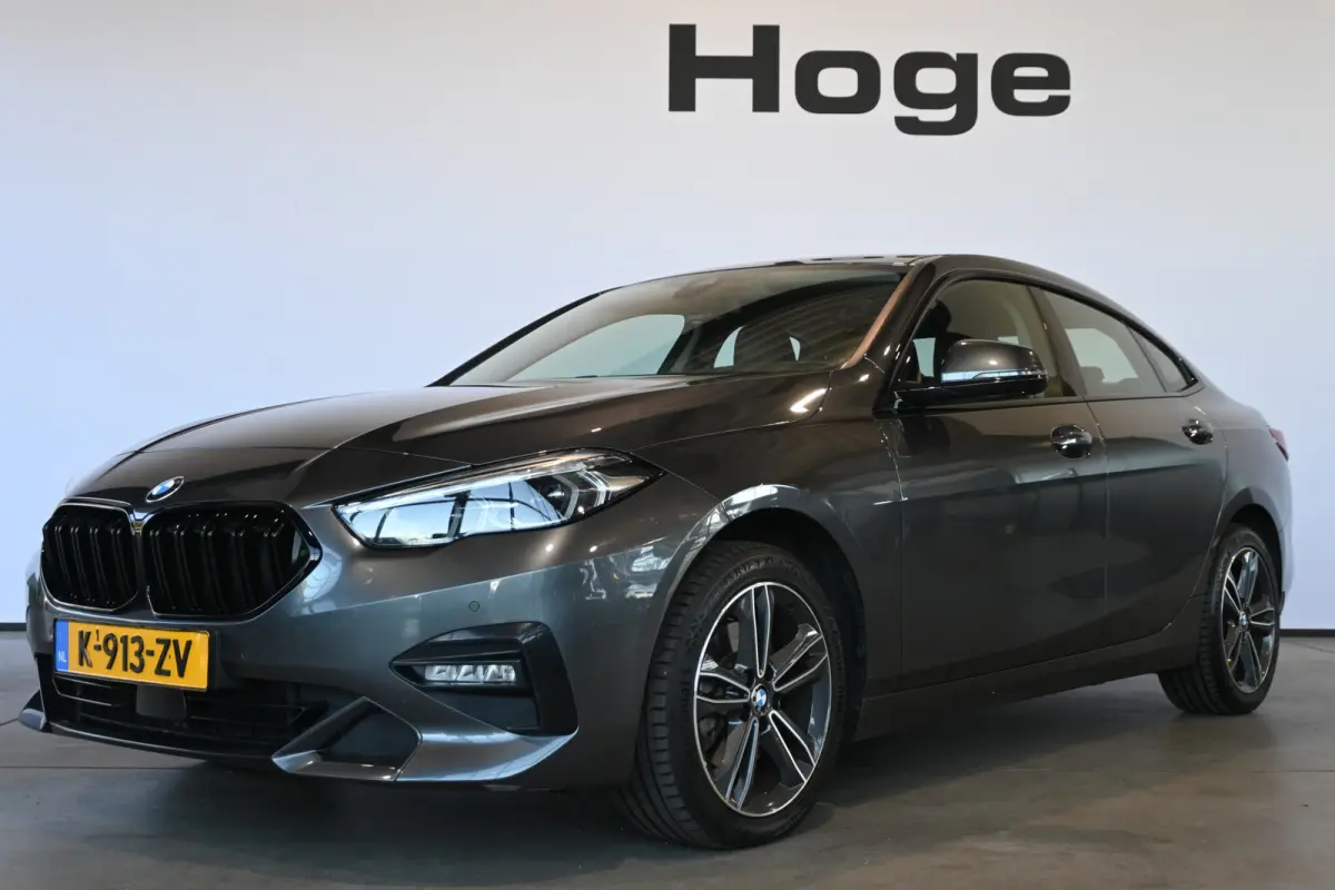 218i Automaat High Executive Clima Cruise control Navigatie LED Sportstoelen 100% Onderhouden Inruil mogelijk
