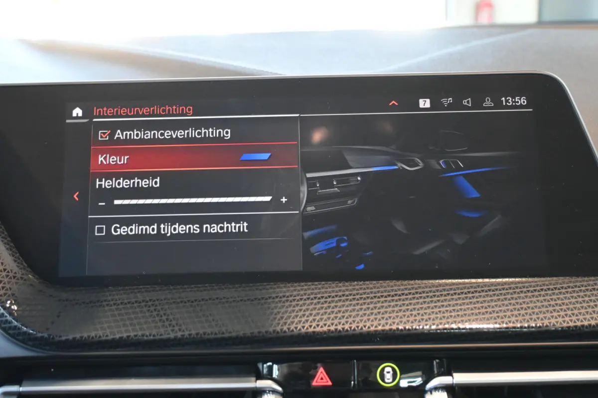 218i Automaat High Executive Clima Cruise control Navigatie LED Sportstoelen 100% Onderhouden Inruil mogelijk