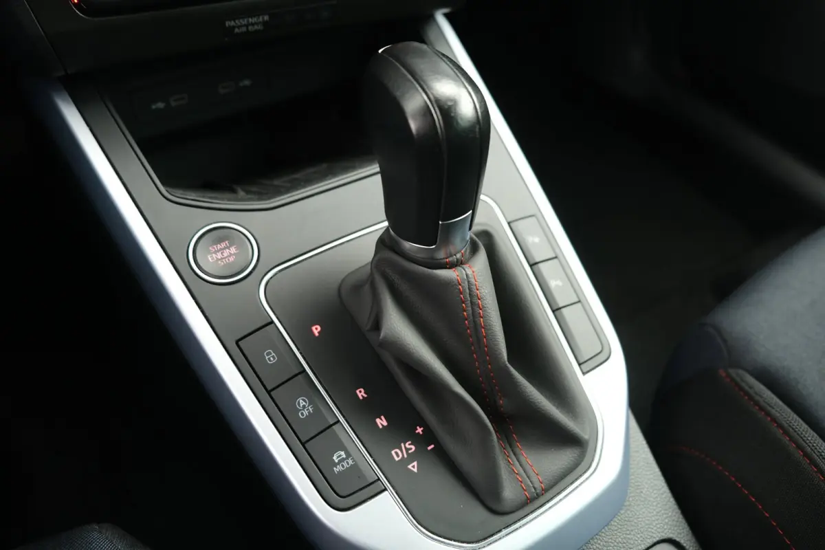 1.0 TSI FR 110PK DSG Facelift Led Navi Cam Virtual Keyless ACC