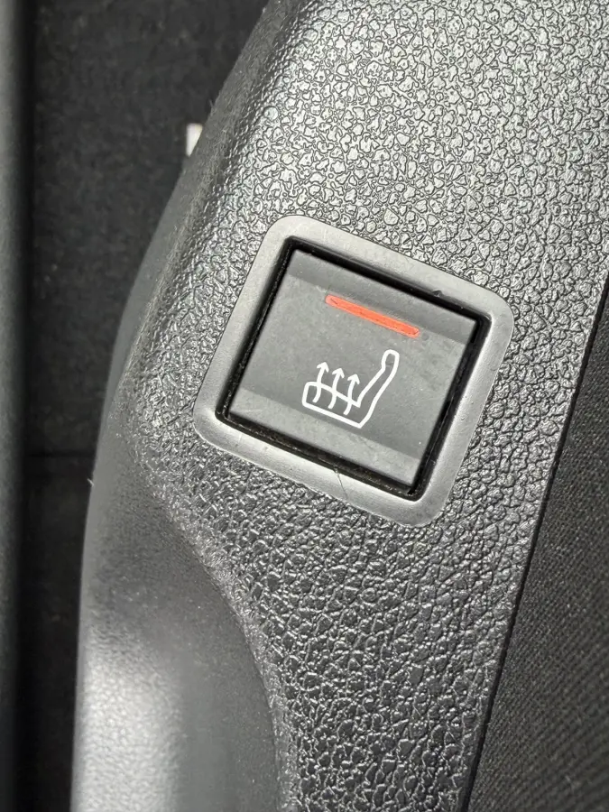 130pk BlueHDI Shine (Trekhaak - Panoramadak - Adaptieve Cruise Controle - Stoelverwarming - Parkeersensoren V+A - Camera - Automatische Airco - Navigatie)