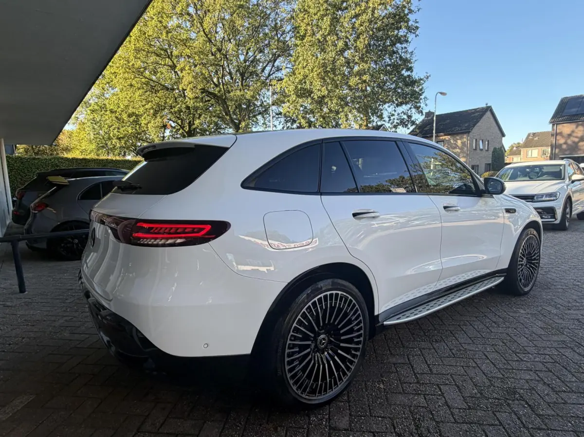 400 4MATIC 80 kWh Pano, Leer, Burmester, Camera..