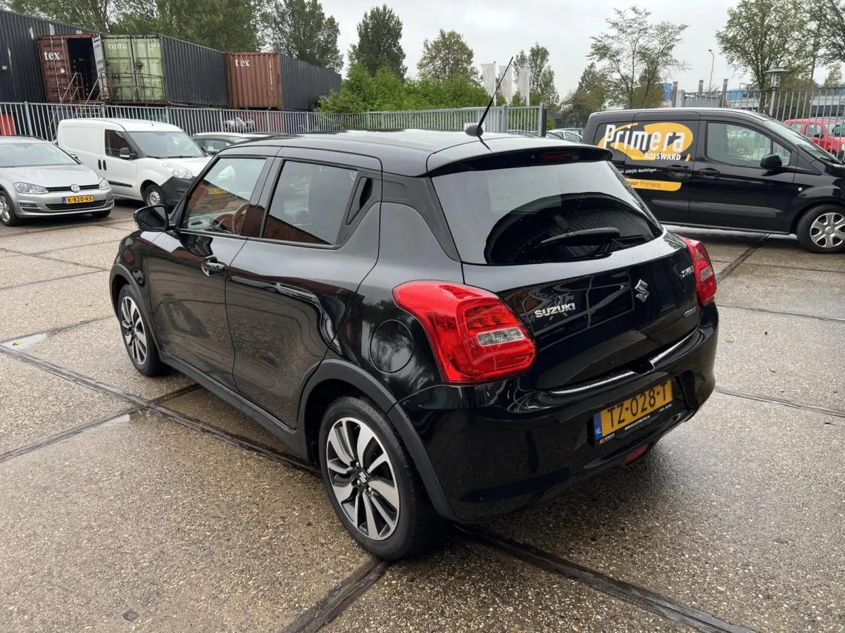1.2 Smart Hybrid Zwart 5DRS 2018 | Airco | Cruise |