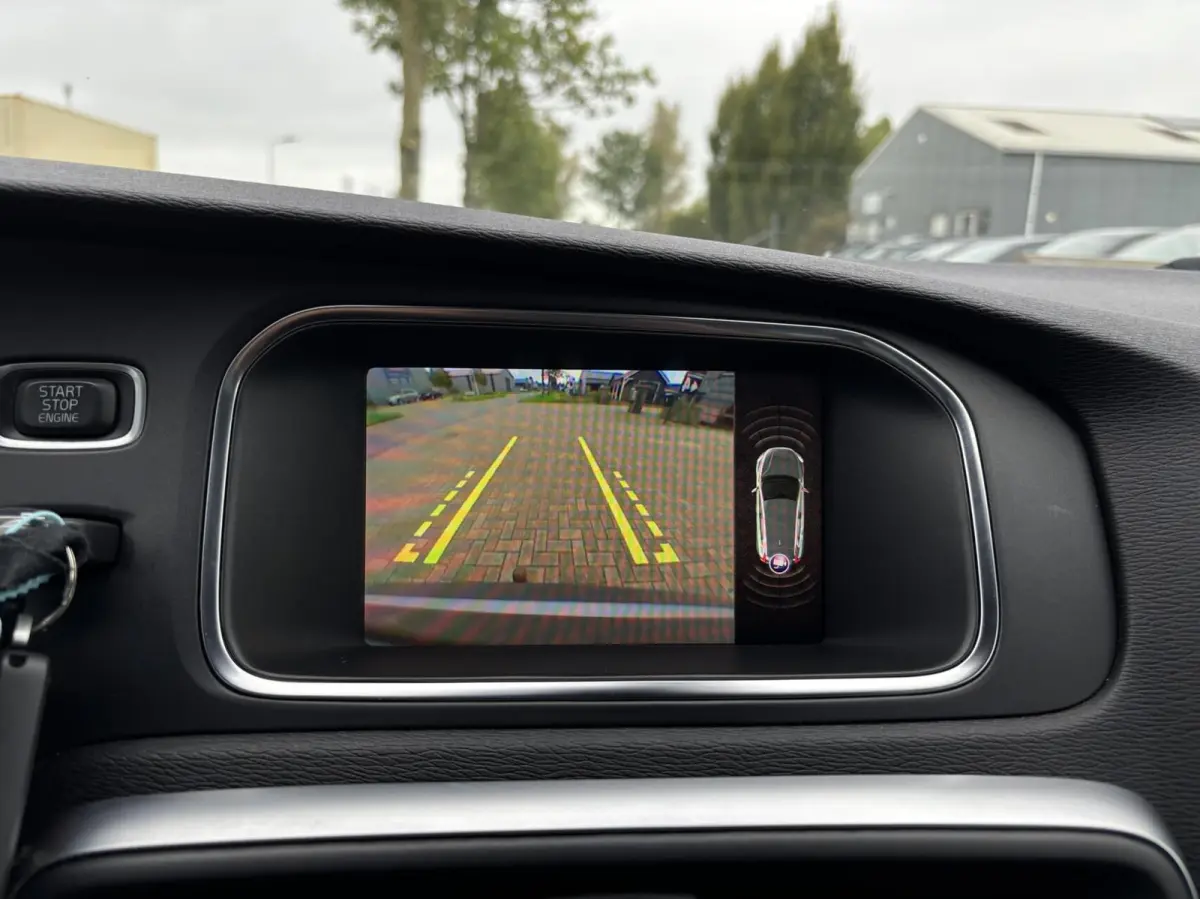1.5 T3 Polar+ Sport R-Design trekhaak leder camera