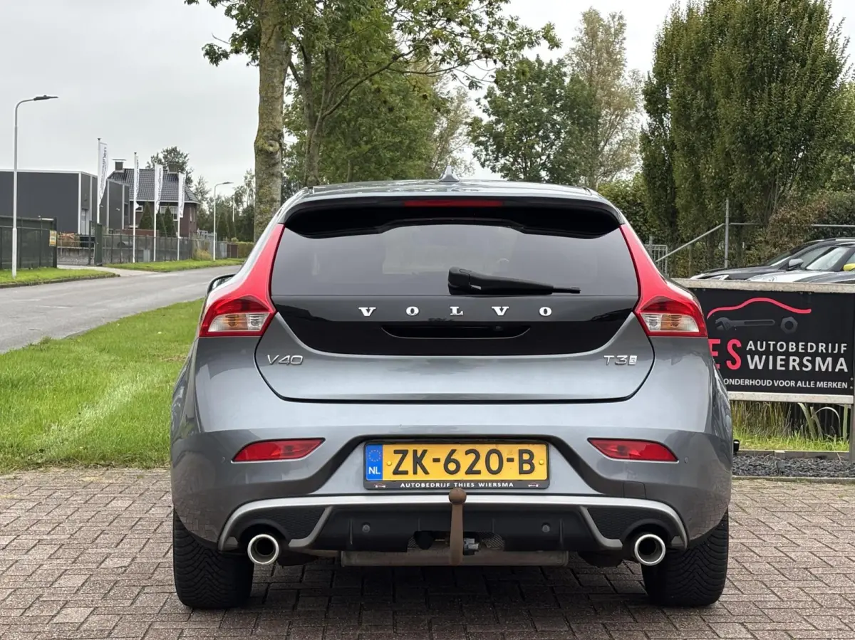 1.5 T3 Polar+ Sport R-Design trekhaak leder camera