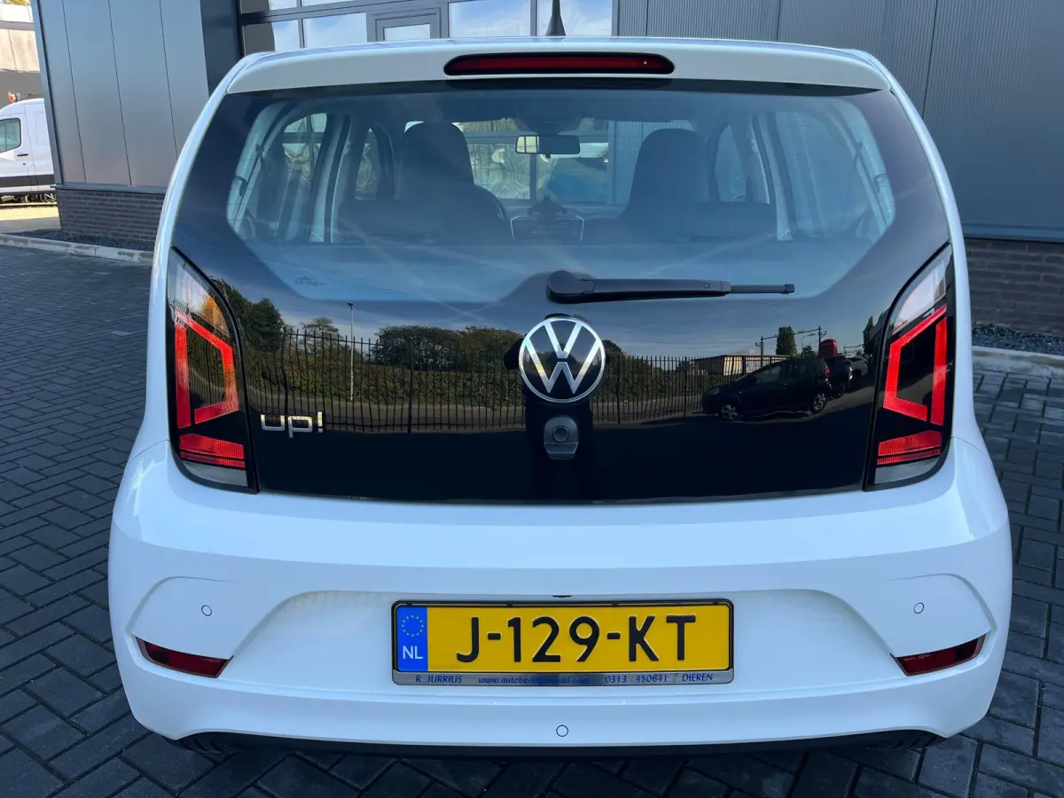Up! 1.0 BMT move up! NL.Auto/Climatronic/DAB+/Cruise-Control/5Deurs/Camera/1Ste Eigenaar/Dealer Onderhouden