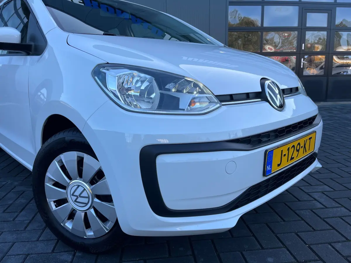 Up! 1.0 BMT move up! NL.Auto/Climatronic/DAB+/Cruise-Control/5Deurs/Camera/1Ste Eigenaar/Dealer Onderhouden