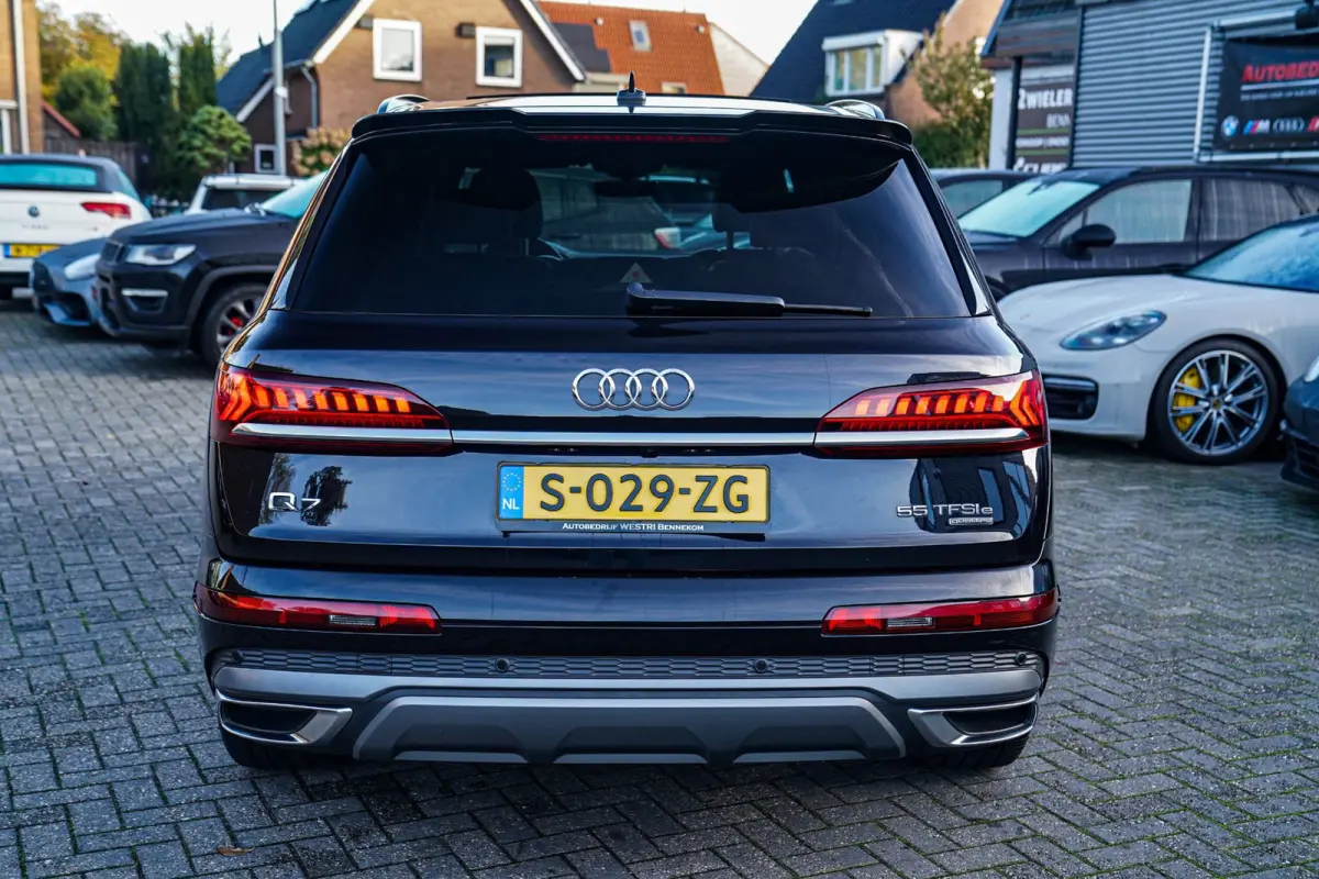 55 TFSI e Quattro Pro Line Plus | Laser Led | BTW 21% | Panorama | 360cam | HuD | Trekhaak | ACC | File Assistent | MAXTON