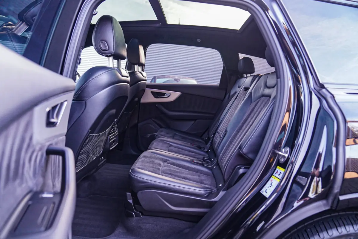 55 TFSI e Quattro Pro Line Plus | Laser Led | BTW 21% | Panorama | 360cam | HuD | Trekhaak | ACC | File Assistent | MAXTON