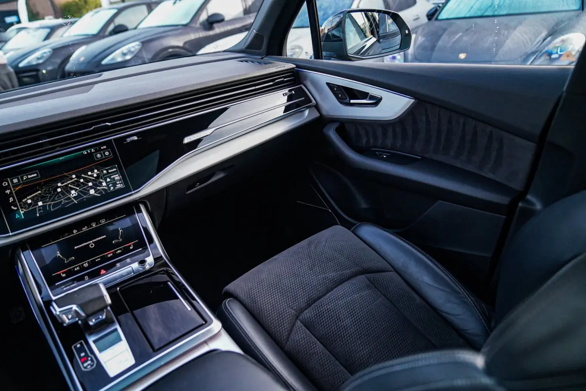 55 TFSI e Quattro Pro Line Plus | Laser Led | BTW 21% | Panorama | 360cam | HuD | Trekhaak | ACC | File Assistent | MAXTON