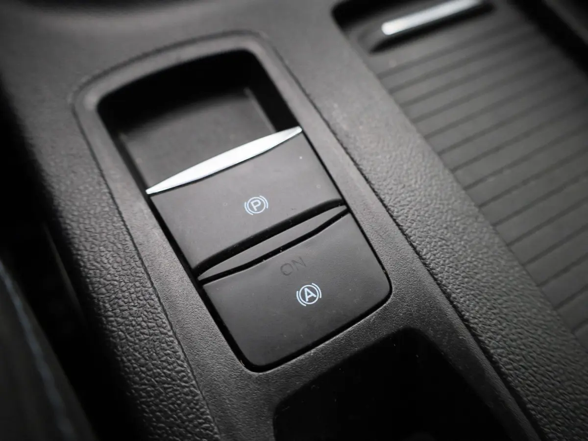 1.0 EcoBoost Hybrid Active X Business | Elektrische Achterklep | Navigatie | Achteruitrijdcamera | B&O Audiosysteem | Stoel Stuur en Voorruit Verwarming | Cruis control Adaptief |