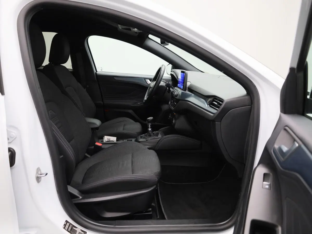 1.0 EcoBoost Hybrid Active X Business | Elektrische Achterklep | Navigatie | Achteruitrijdcamera | B&O Audiosysteem | Stoel Stuur en Voorruit Verwarming | Cruis control Adaptief |