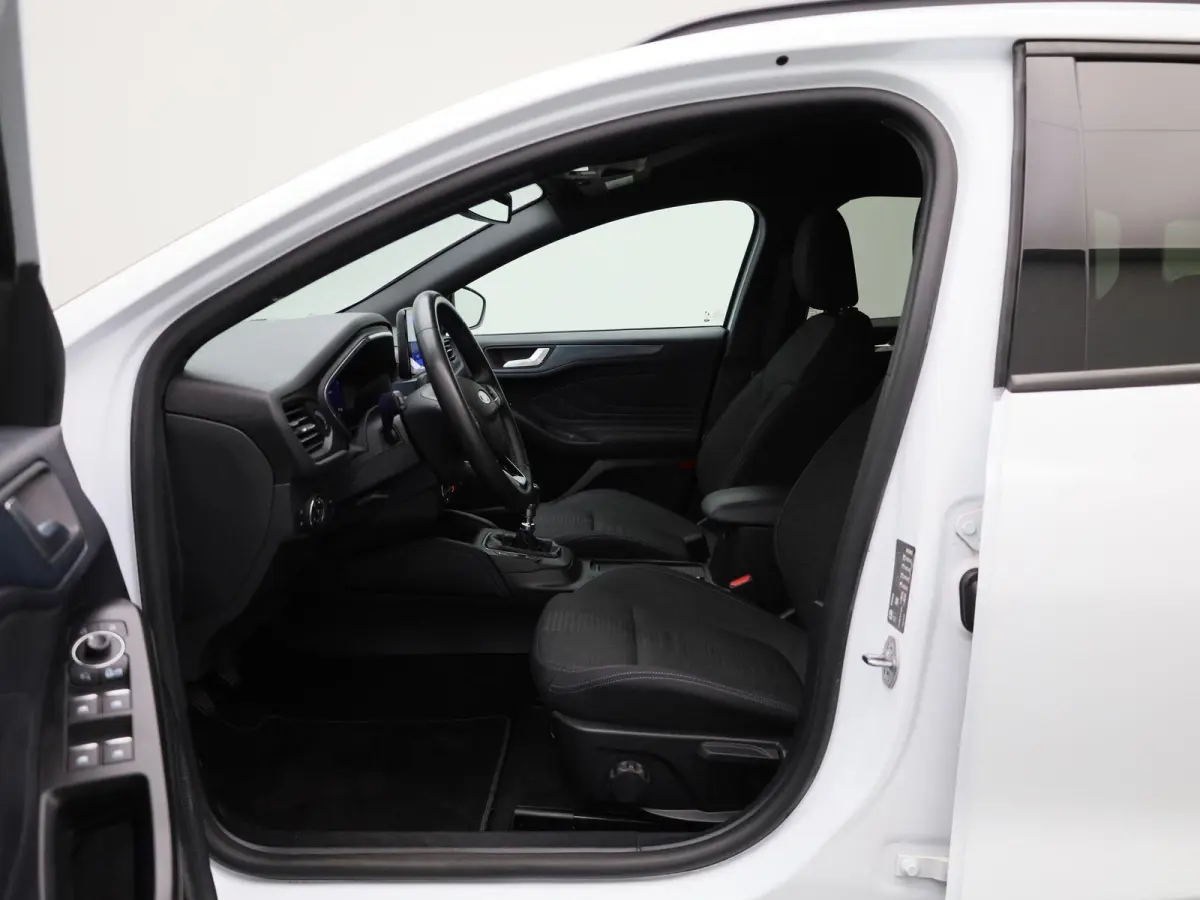 1.0 EcoBoost Hybrid Active X Business | Elektrische Achterklep | Navigatie | Achteruitrijdcamera | B&O Audiosysteem | Stoel Stuur en Voorruit Verwarming | Cruis control Adaptief |