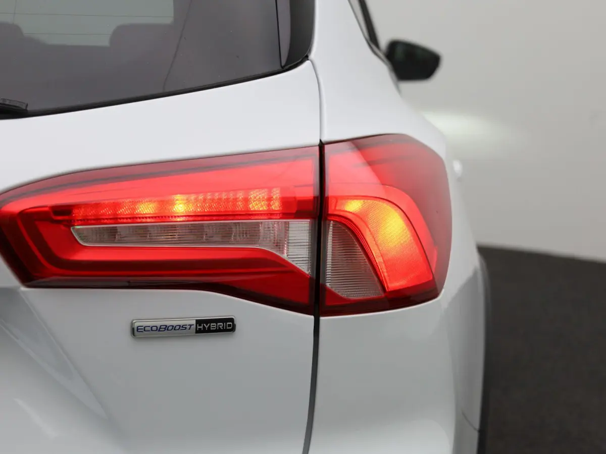 1.0 EcoBoost Hybrid Active X Business | Elektrische Achterklep | Navigatie | Achteruitrijdcamera | B&O Audiosysteem | Stoel Stuur en Voorruit Verwarming | Cruis control Adaptief |