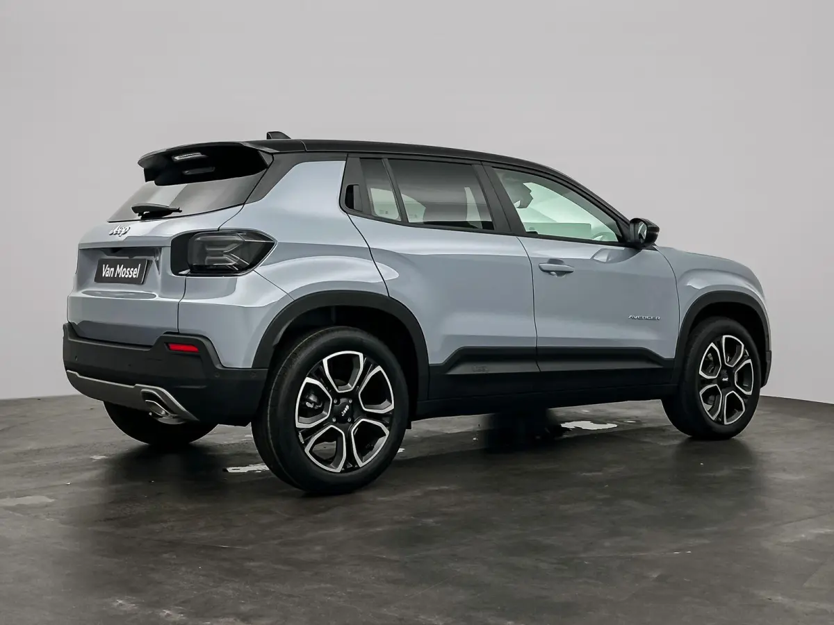 1.2 e-Hybrid Summit | 8 jaar Speciale Garantie | Aktie auto! | Navigatie | Camera | LMV 18" | Two-Tone lak |