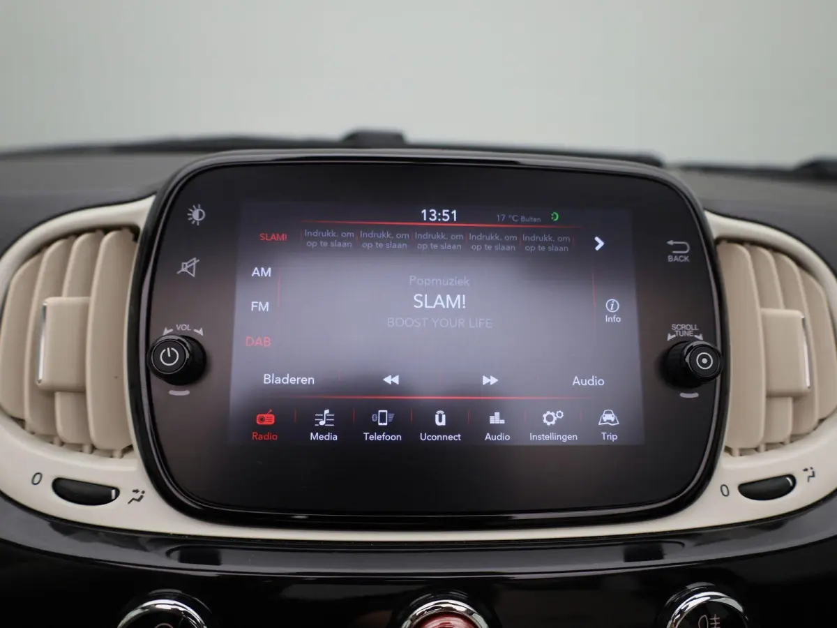 1.0 Hybrid Lounge | Cabrio | LMV | DAB | Bluetooth | Climate control | Cruise control | Parkeer sensoren | lage km stand