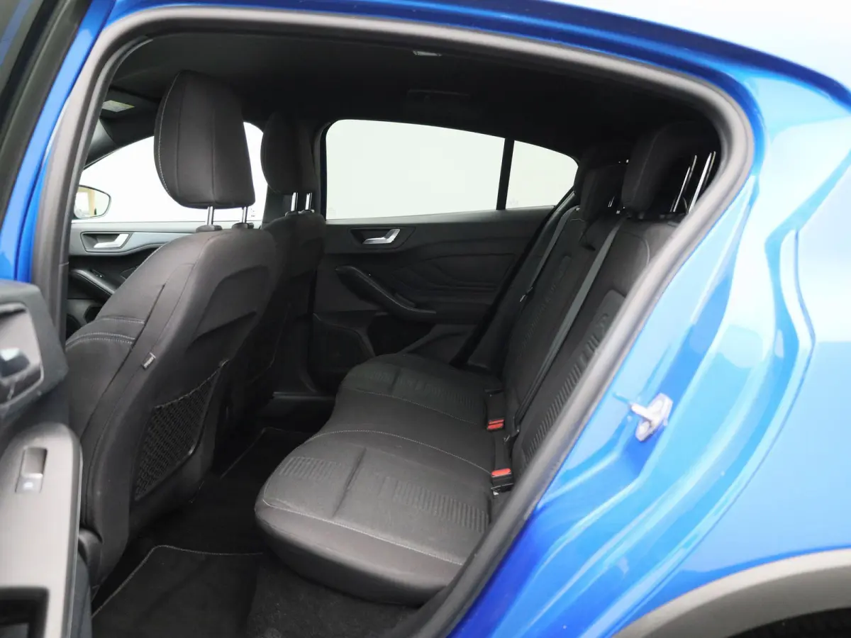 1.0 EcoBoost Hybrid Active X Business | Trekhaak | Navigatie | 17'' LMV | Cruise Control Adaptief | Achteruitrijdcamera | Bluetooth |