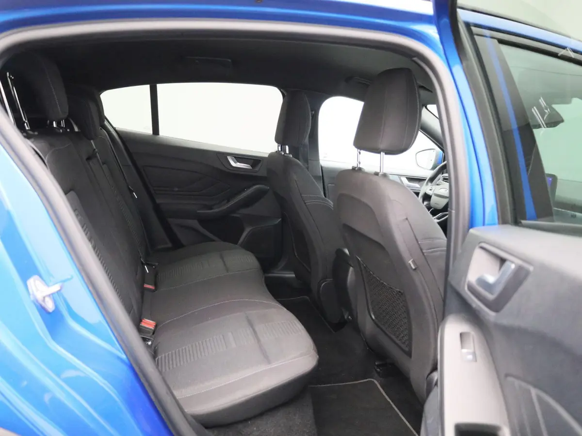 1.0 EcoBoost Hybrid Active X Business | Trekhaak | Navigatie | 17'' LMV | Cruise Control Adaptief | Achteruitrijdcamera | Bluetooth |