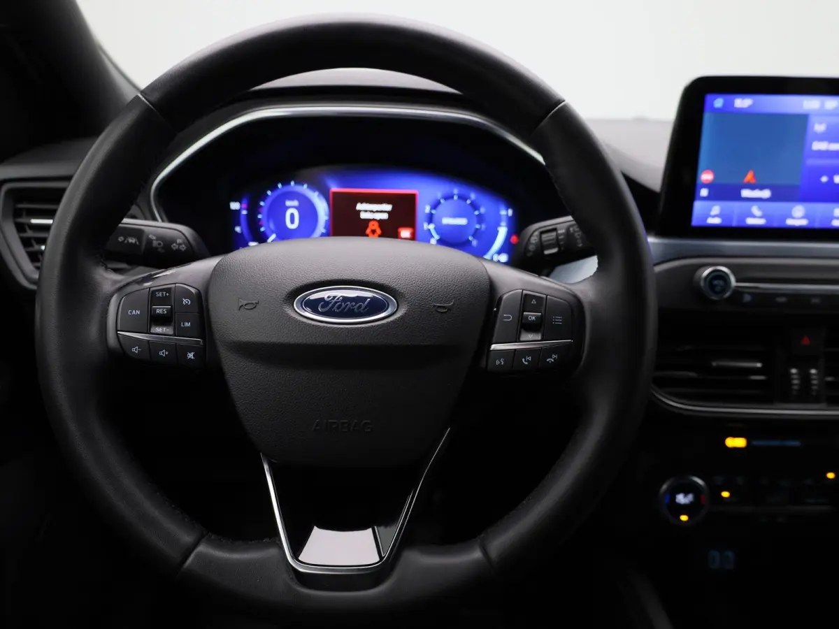 1.0 EcoBoost Hybrid Active X Business | Trekhaak | Navigatie | 17'' LMV | Cruise Control Adaptief | Achteruitrijdcamera | Bluetooth |