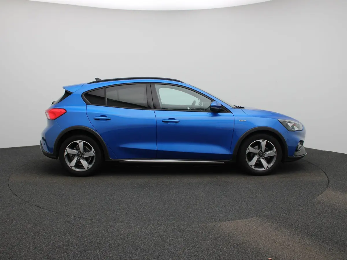 1.0 EcoBoost Hybrid Active X Business | Trekhaak | Navigatie | 17'' LMV | Cruise Control Adaptief | Achteruitrijdcamera | Bluetooth |