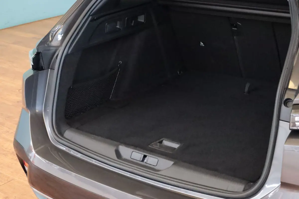 1.2 PureTech Allure Pack Business Automaat | NAVI | CLIMA | CAMERA + PDC | ADAP CRUISE | VIRTUAL COCKPIT |
