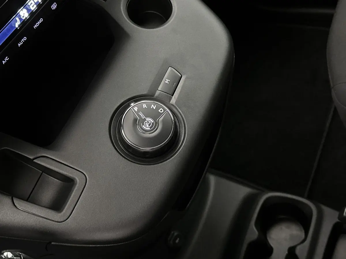 1.2 130pk Shine Automaat | Trekhaak | Apple Carplay/Android Auto | Camera | Dodehoekdetectie | Parkeersensoren Voor + Achter | Cruise Control | Climate Control |