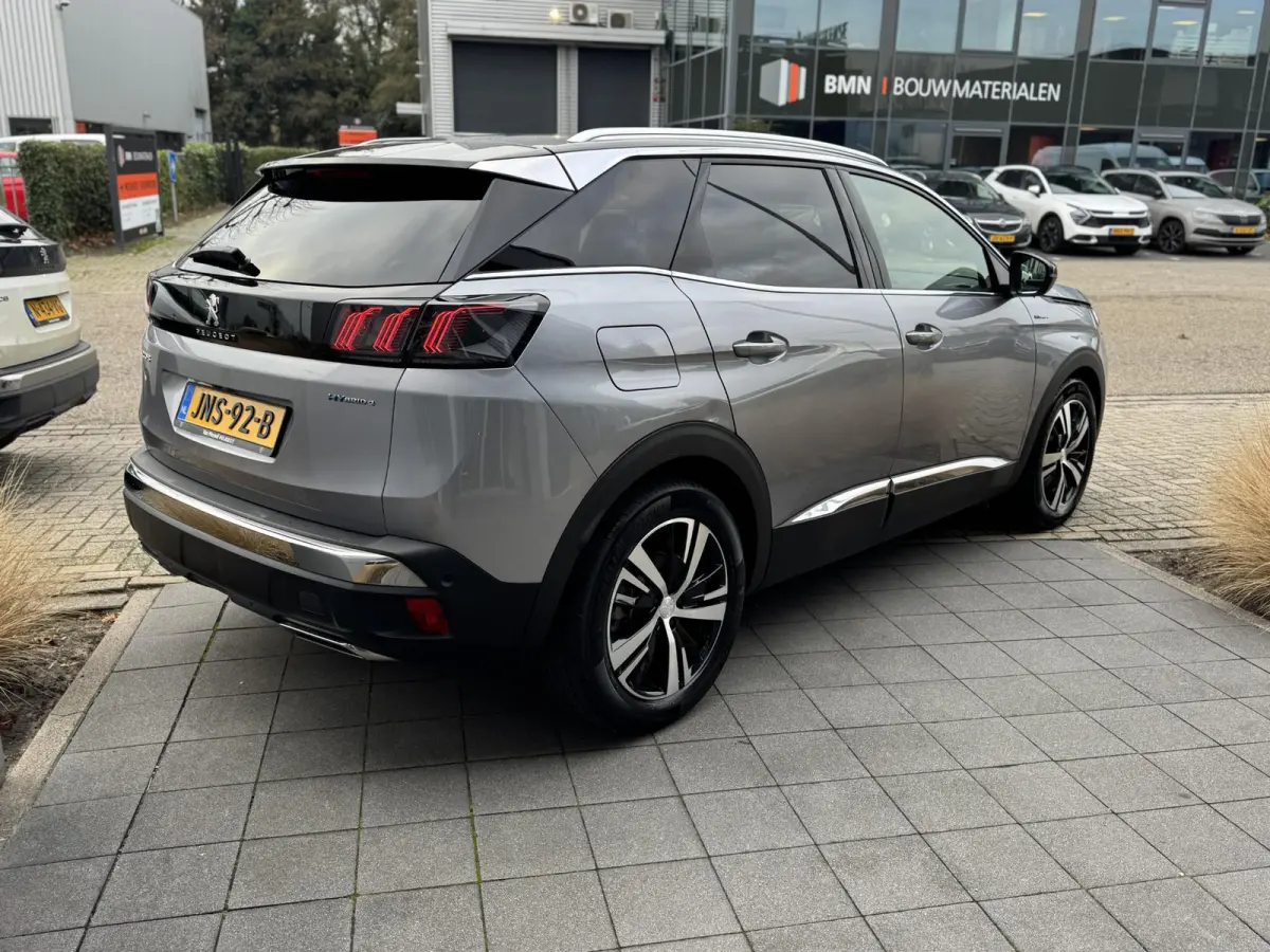 1.6 HYbrid4 300 GT | Panoramisch schuifdak | Camera | Hill Assist | Lage KM stand | Apple Carplay/Android Auto