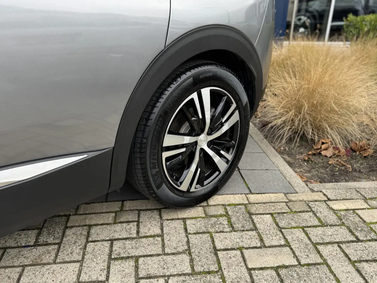 1.6 HYbrid4 300 GT | Panoramisch schuifdak | Camera | Hill Assist | Lage KM stand | Apple Carplay/Android Auto