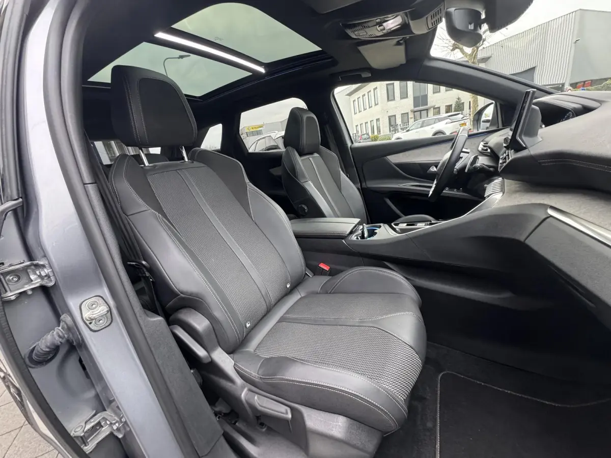 1.6 HYbrid4 300 GT | Panoramisch schuifdak | Camera | Hill Assist | Lage KM stand | Apple Carplay/Android Auto