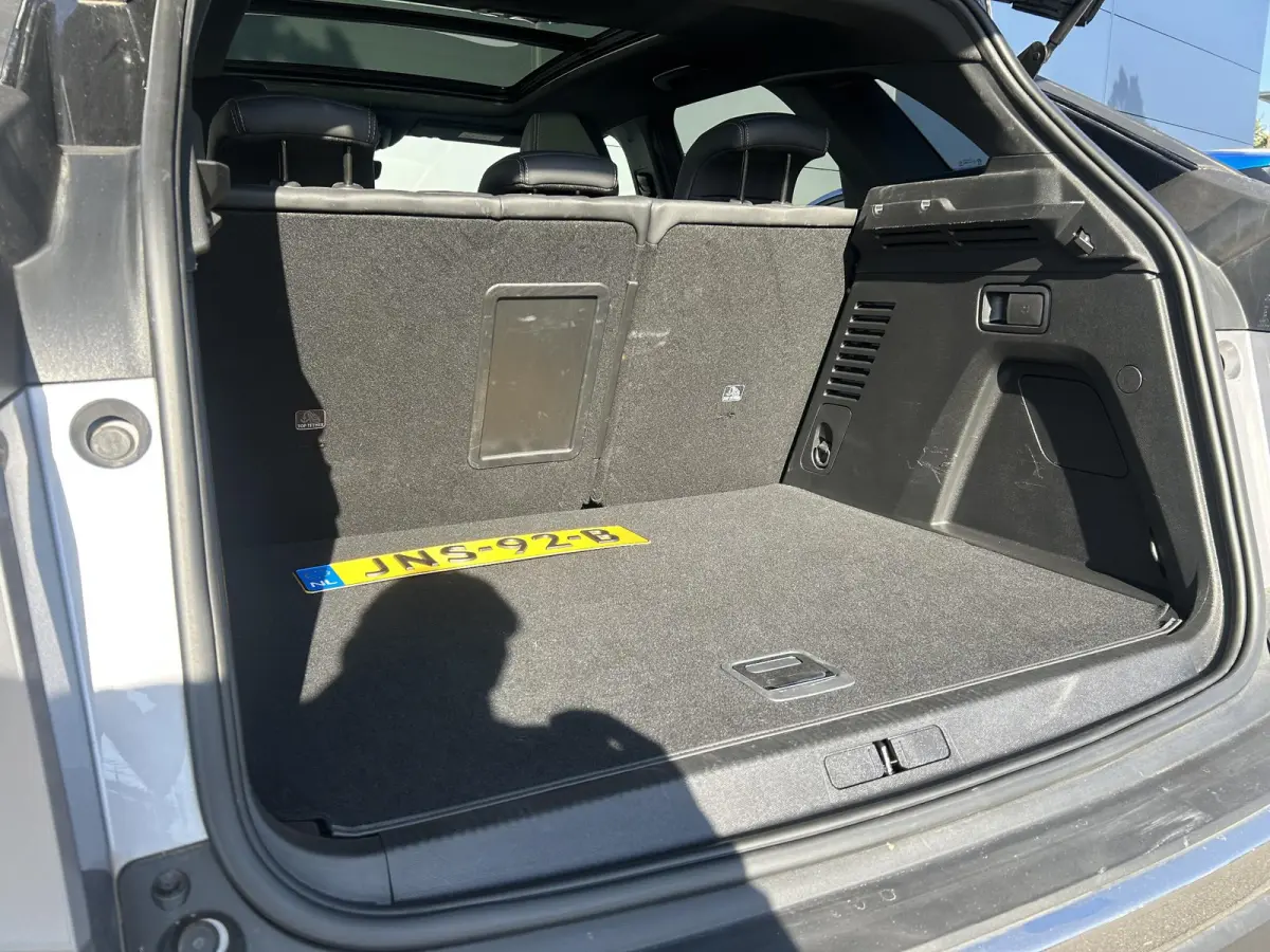 1.6 HYbrid4 300 GT | Panoramisch schuifdak | Camera | Hill Assist | Lage KM stand | Apple Carplay/Android Auto