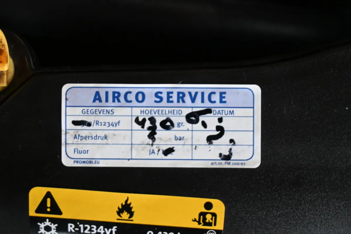 1.0 TSI FR Business Intense Clima Adaptieve cruise Panoramadak Sfeerverlichting 1e Eigenaar Inruil mogelijk